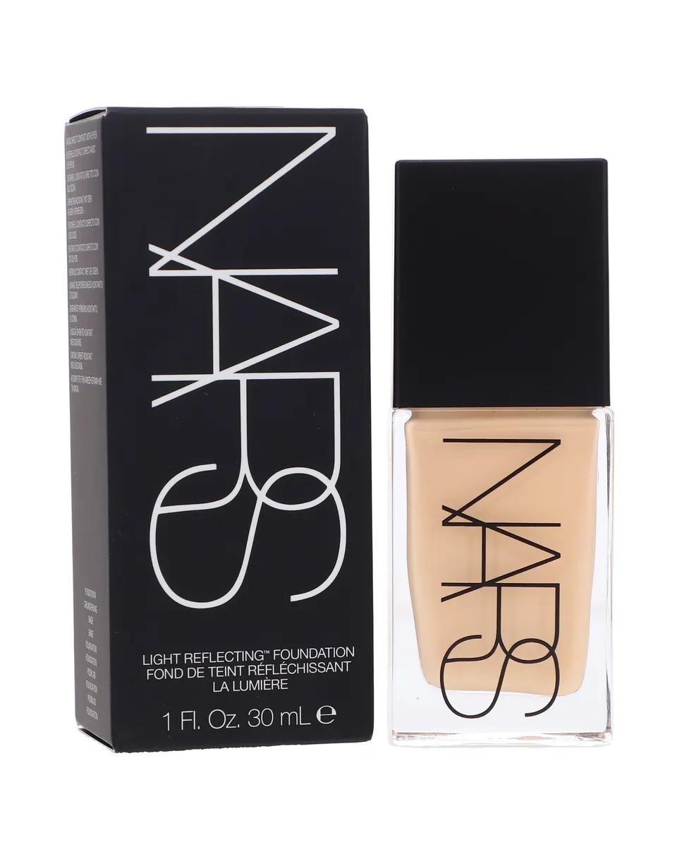 Light Reflecting Foundation من نارس من نارس